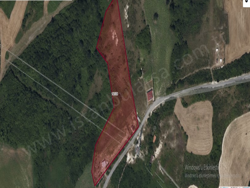 Arnavutköy Boyalıkta Satılık Arsa ,  200 M2 Hisseli Yolu Var