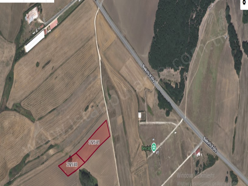 Silivri Akörende Satılık Tarla  , 8,615 m2 Müstakil Yolu Var 