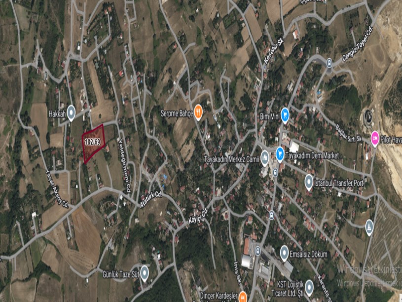 Arnavutköy Tayakadın Satılık Tarla , 7,250 m2 Müstakil Merkezde İmarlı İçinde Meyve Ağaçları Var 