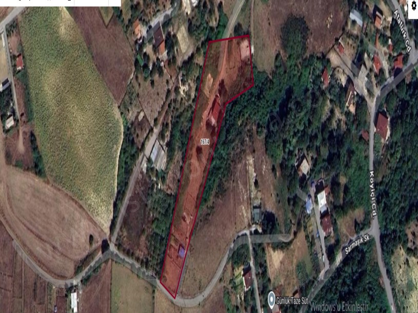 Arnavutköy Tayakadın Satılık Arsa , 162 M2 Merkezde Yolu Var Evlerin Yakını 