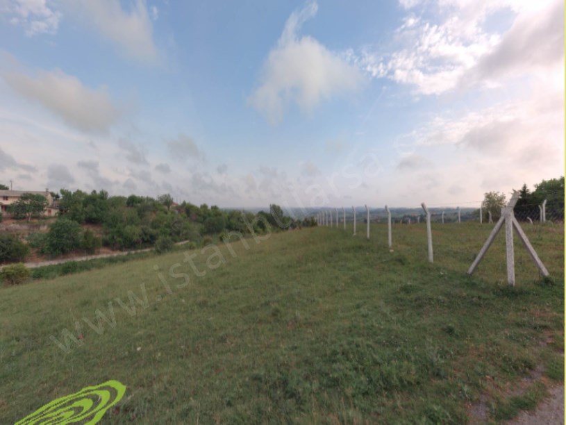 Arnavutköy Tayakadın Satılık Arsa , 162 M2 Merkezde Yolu Var Evlerin Yakını 