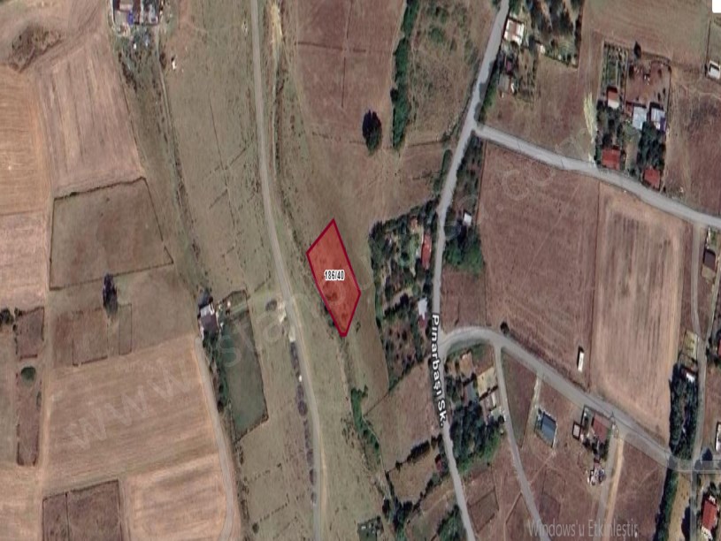 Arnavutköy Tayakadın Satılık Arsa , 393 M2 Caddeye Yakın Merkezde Hisseli 