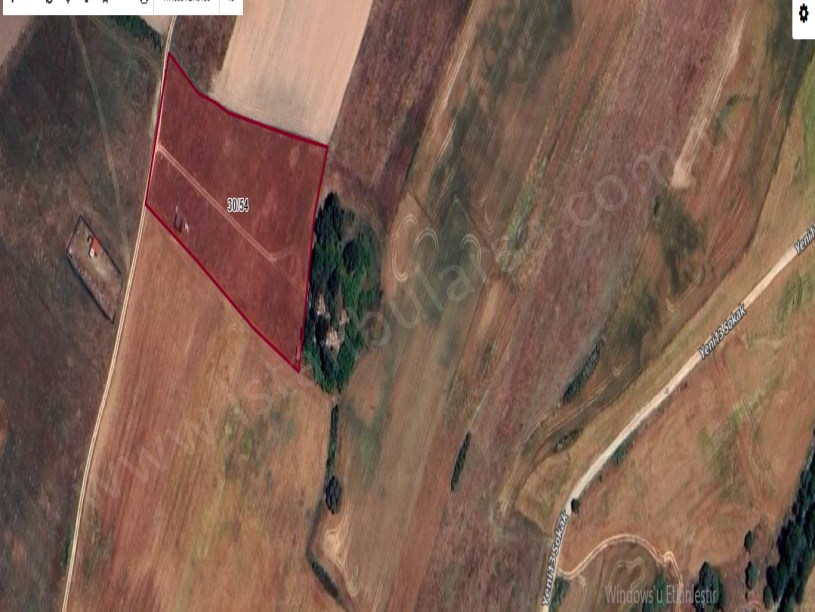 Tekirdağ Saray Yeni Mah Satılık Arsa , 248 m2 Çaplı Çevrili Yolu Var