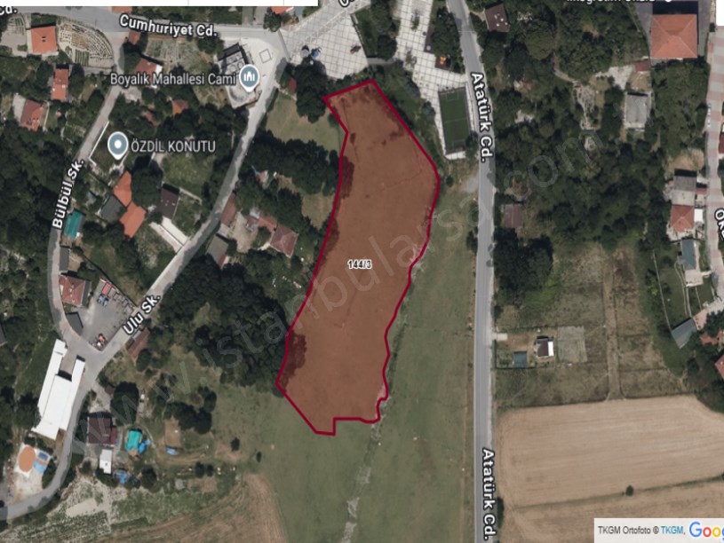 Arnavutköy Boyalıkta Satılık Arsa , 1,136 M2 Hisseli Yolu Var 