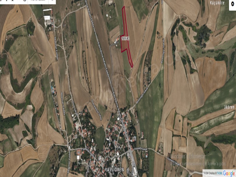 Arnavutköy Dursunköyde Satılık Arsa  , 1, 275 M2 Hisseli Yolu Var Evlerin Yakını  