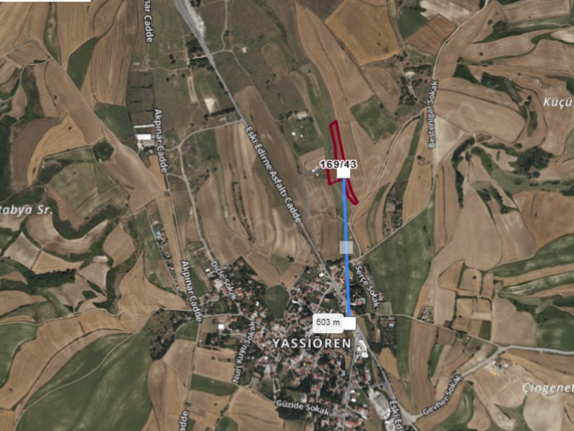 Arnavutköy Dursunköyde Satılık Arsa  , 1, 275 M2 Hisseli Yolu Var Evlerin Yakını  