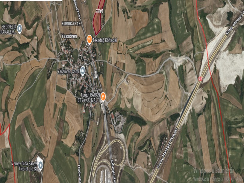 Arnavutköy Yassıörende Satılık Arsa ,4,088 M2 Yolu Var Evlerin Yakını Hisseli