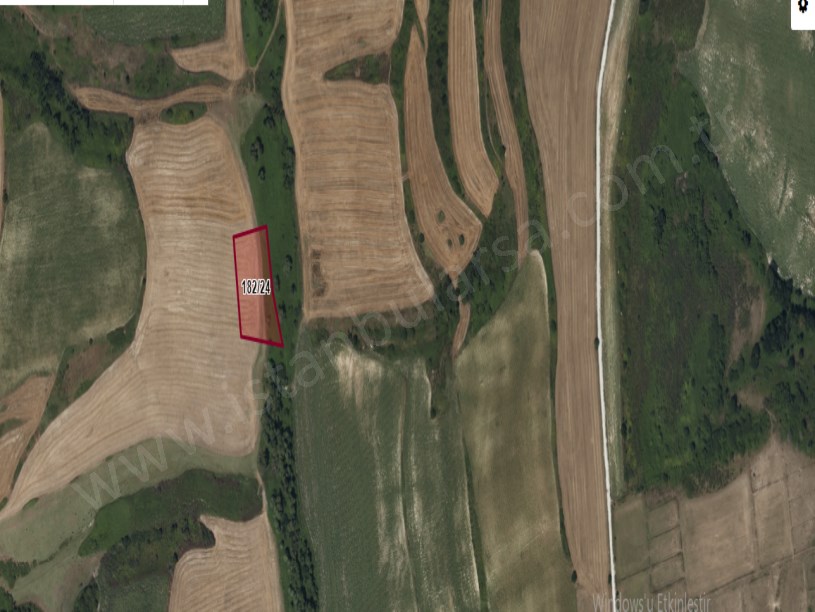 Arnavutköy Yassıörende Satılık Arsa , 412 M2 Hisseli İmarlı 