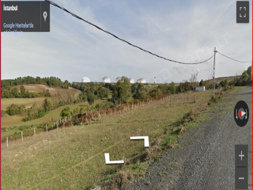 Arnavutköy Yassıörende Satılık Arsa , 957 M2 Yolu Var Evlerin Yakını Hisseli