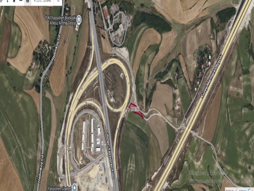 Arnavutköy Yassıörende Satılık Arsa , 418 M2 Hisseli Yolu Var 