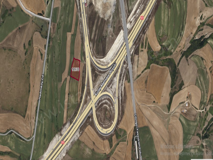 Arnavutköy Yassıörende Satılık Arsa , 881 M2 Hisseli Otoyola Yakın 