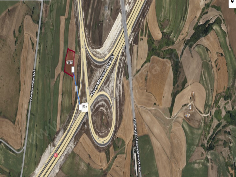 Arnavutköy Yassıörende Satılık Arsa , 881 M2 Hisseli Otoyola Yakın 