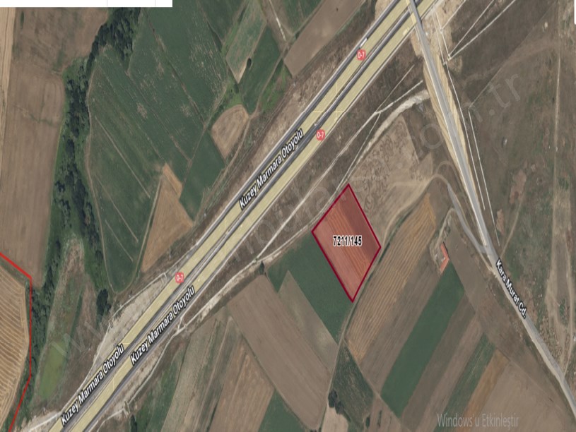 Silivri Kadıköyde Satılık Arsa ,  647 M2 Çaplı Resmi Yolu Var Otoyola Yakın