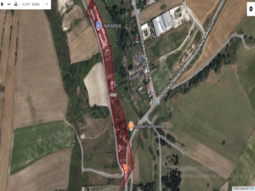 Arnavutköy Dursunköyde Satılık Arsa  , 900 M2 Çevrili Merkezde Cadde Cephe 