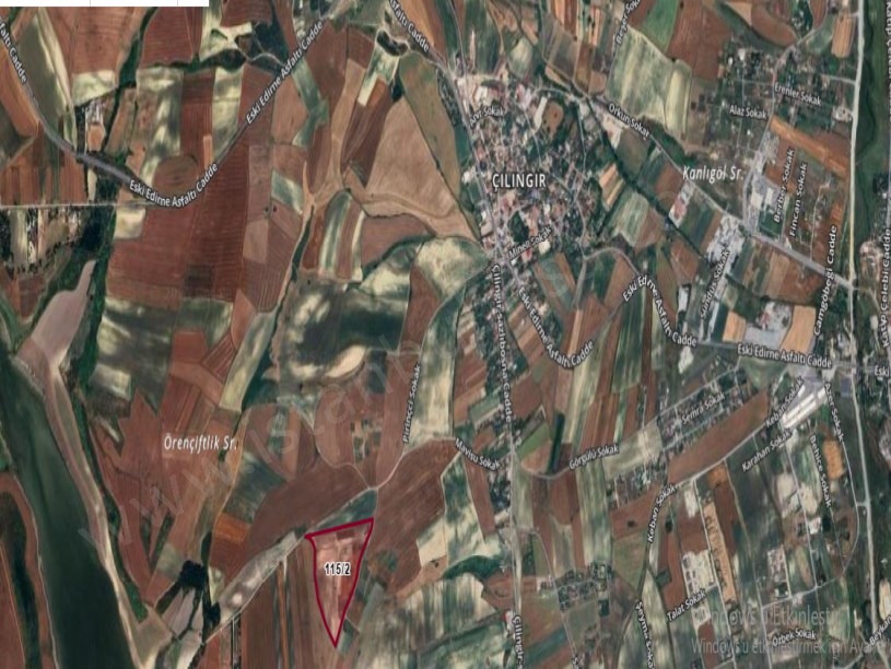 Arnavutköy Çilingirde Satılık Arsa , 202 M2 Hisseli Yolu Var Evlerin Yakını