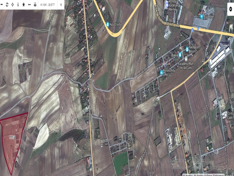 Arnavutköy Çilingirde Satılık Arsa , 202 M2 Hisseli Yolu Var Evlerin Yakını