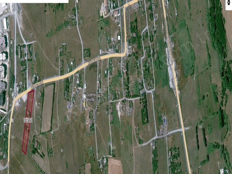 Arnavutköy Tayakadın Satılık Arsa , 175 M2 Yolu Var Evlerin Yakını