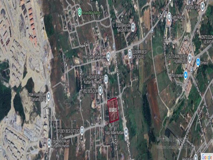 Arnavutköy Tayakadın Satılık Arsa , 178 M2 Yolu Var Merkezde Evlerin Yakını 