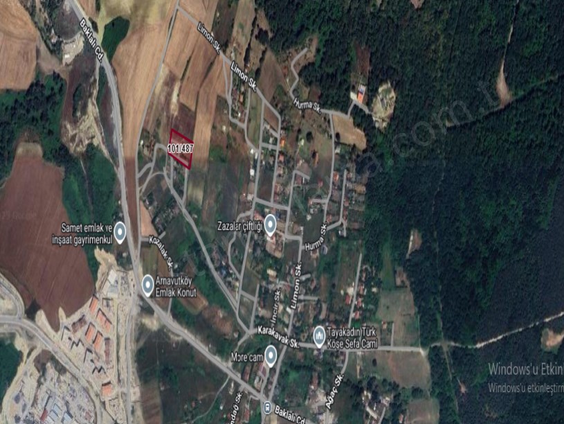 Arnavutköy Tayakadın Satılık Arsa , 175 M2 Yolu Var Evlerin Yakını Hisseli