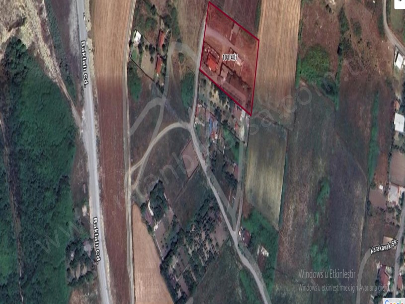 Arnavutköy Tayakadın Satılık Arsa , 175 M2 Yolu Var Evlerin Yakını Hisseli