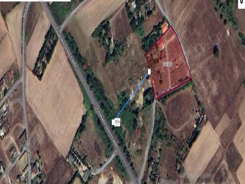 Arnavutköy Tayakadın Satılık Arsa , 160 M2 Cadde Cephe Yolu Var Evlerin Yakını