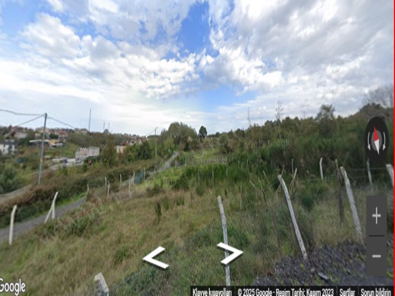 Arnavutköy Karaburunda Satılık Arsa , 500 M2 Müstakil Yolu Var İmarlı