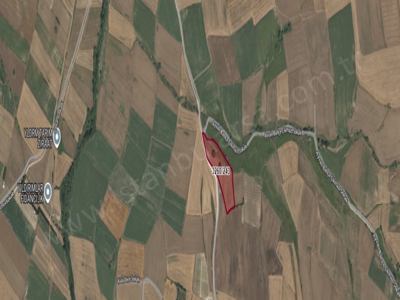 Silivri Fenerköyde Satılık Arsa , 6,590 M2 Yolu Var Hisseli