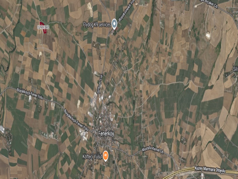 Silivri Fenerköyde Satılık Arsa , 6,590 M2 Yolu Var Hisseli