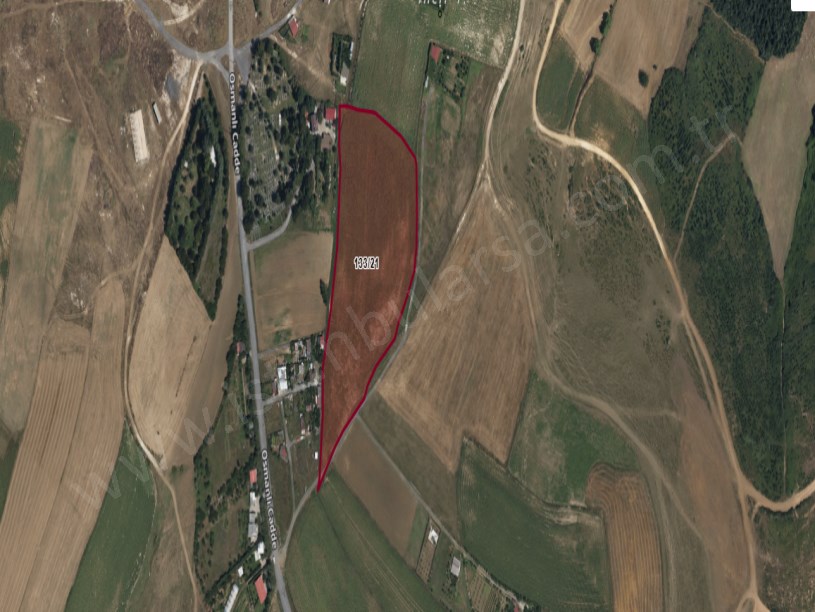 Arnavutköy Hacımaşlı  Satılık Arsa , 672 M2 Yolu Var Hisseli İmarlı