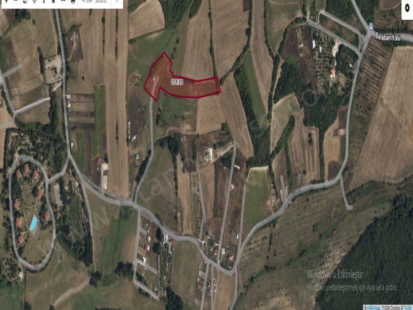  Arnavutköy Balabanda Satılık Arsa , 278 M2 Yolu Var Evlerin Yakını 