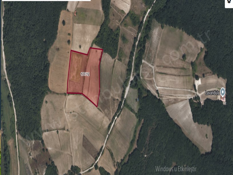 Çatalca Çiftlikköyde Satılık Arsa , 175 M2 Hisseli Yolu Var 