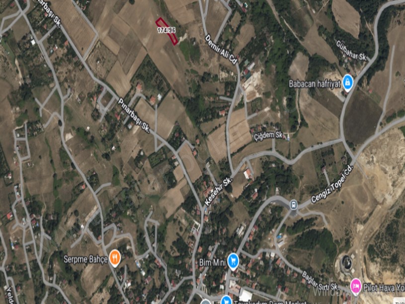 Arnavutköy Tayakadın Satılık Arsa , 200 M2 Hisseli Merkezde