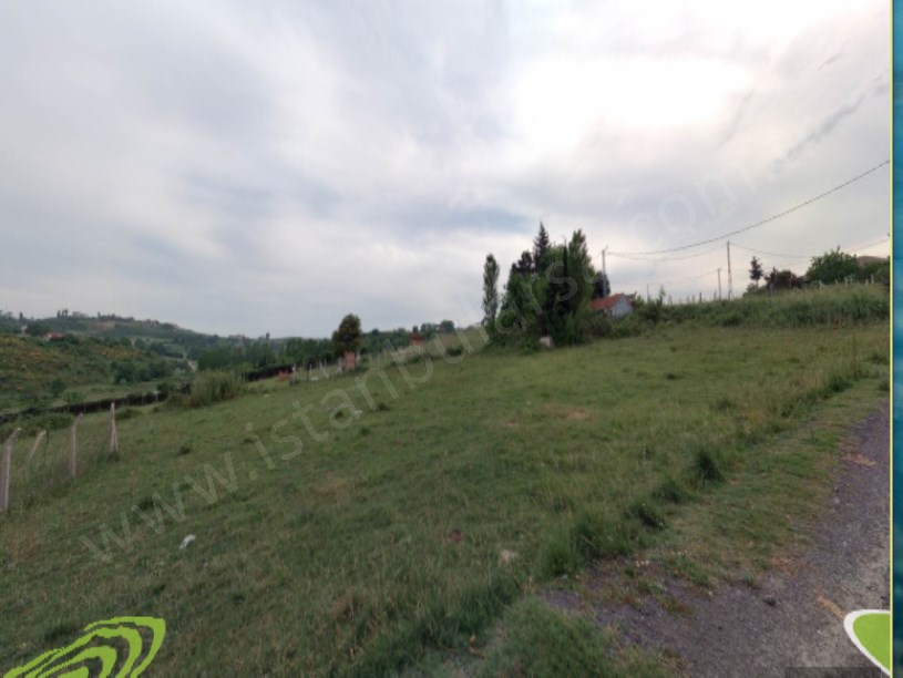 Arnavutköy Tayakadın Satılık Arsa , 161 M2 Hisseli Yolu Var Merkezde 