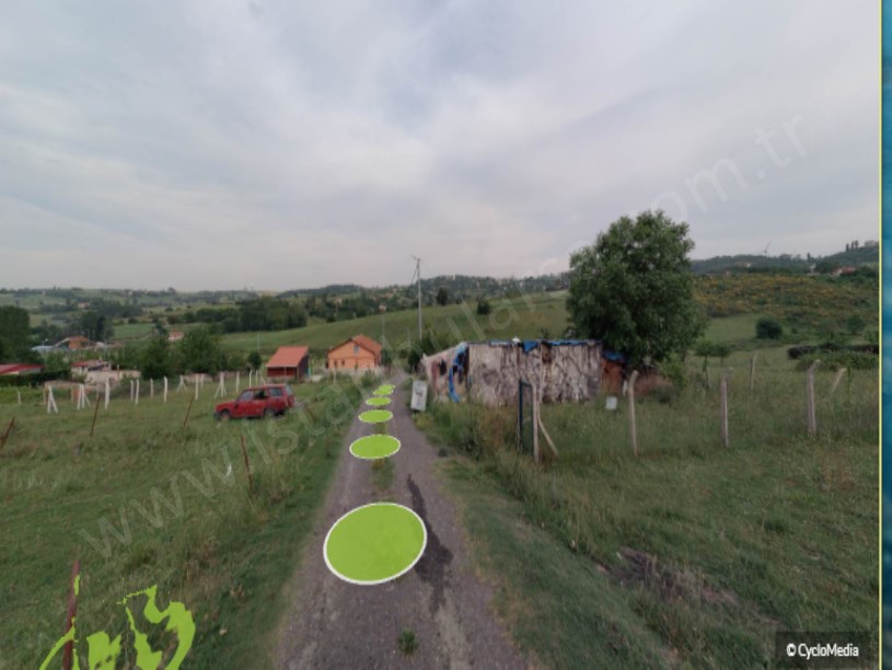 Arnavutköy Tayakadın Satılık Arsa , 161 M2 Hisseli Yolu Var Merkezde 