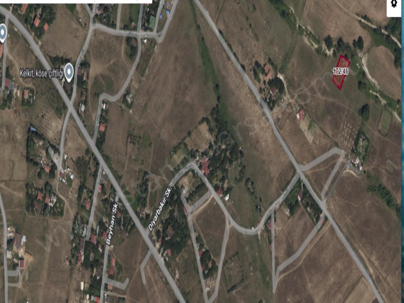 Arnavutköy Tayakadın Satılık Arsa , 173 M2 Hisseli Merkezde