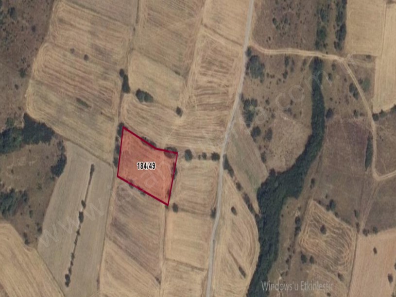 Kırklareli Pehlivanköy Kazımdirik Mah Satılık Arsa , 366 m2 Çaplı Yolu var 