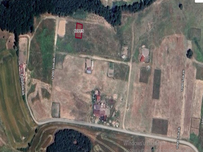 Tekirdağ Kapaklıda Satılık Arsa , 230 m2 Yolu Var Merkezde 