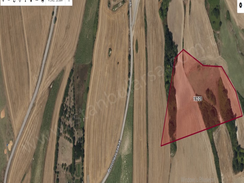 Arnavutköy Yassıörende Satılık Arsa , 243 M2 Hisseli İmarlı 