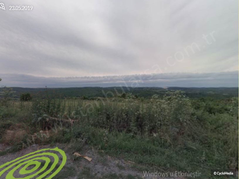  Arnavutköy Balabanda Satılık Arsa , 242 M2 Cadde Cephe  Merkezde 