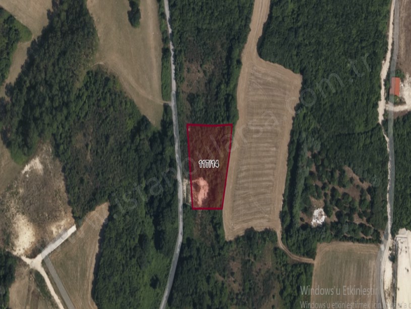  Arnavutköy Balabanda Satılık Arsa , 355 M2  Hisseli Yolu Var 