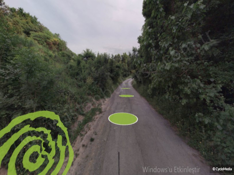  Arnavutköy Balabanda Satılık Arsa , 355 M2  Hisseli Yolu Var 