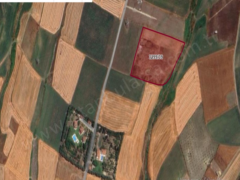 Silivri Fenerköyde Satılık Arsa , 267 m2 Çaplı Yolu Var