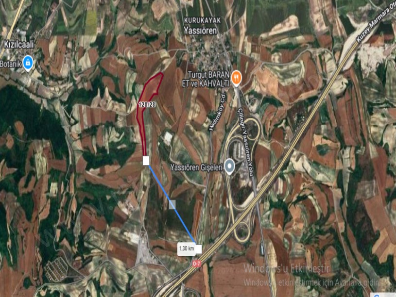 Arnavutköy Yassıörende Satılık Arsa , 968 m2 Hisseli Yolu Var 