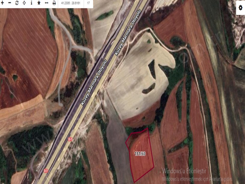 Arnavutköy Yassıörende Satılık Arsa , 465 M2  Hisseli 