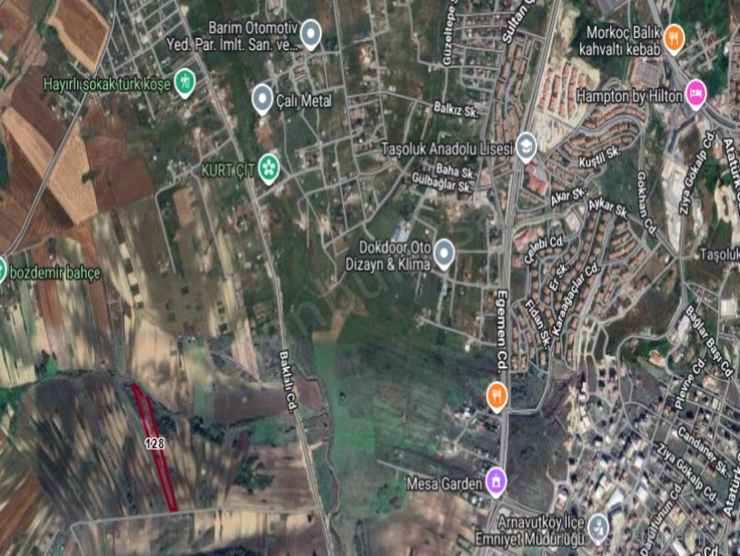 Arnavutköy Haraççıda Satılık Arsa , 275 M2 Yolu Var Merkezde İmarlı 