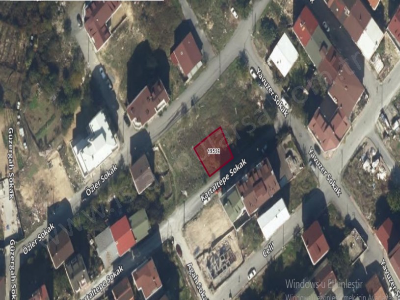 Arnavutköy Mustafa Kemalpaşa Mah Satılık Arsa , 203 m2  3 Kat  İmarlı Müstakil Merkezde 