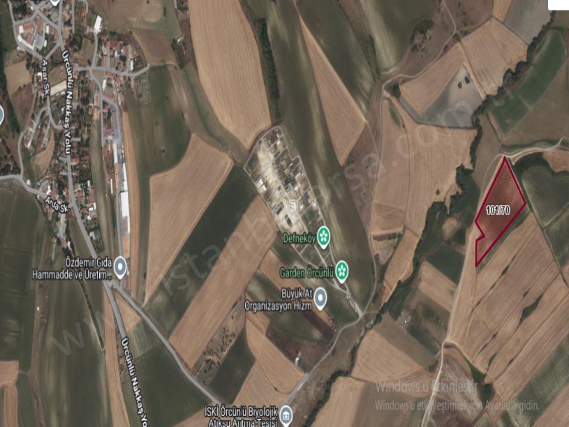 Çatalca Nakkaşta  Satılık Arsa , 2,426 M2 Yolu Var Evlerin Yakını 