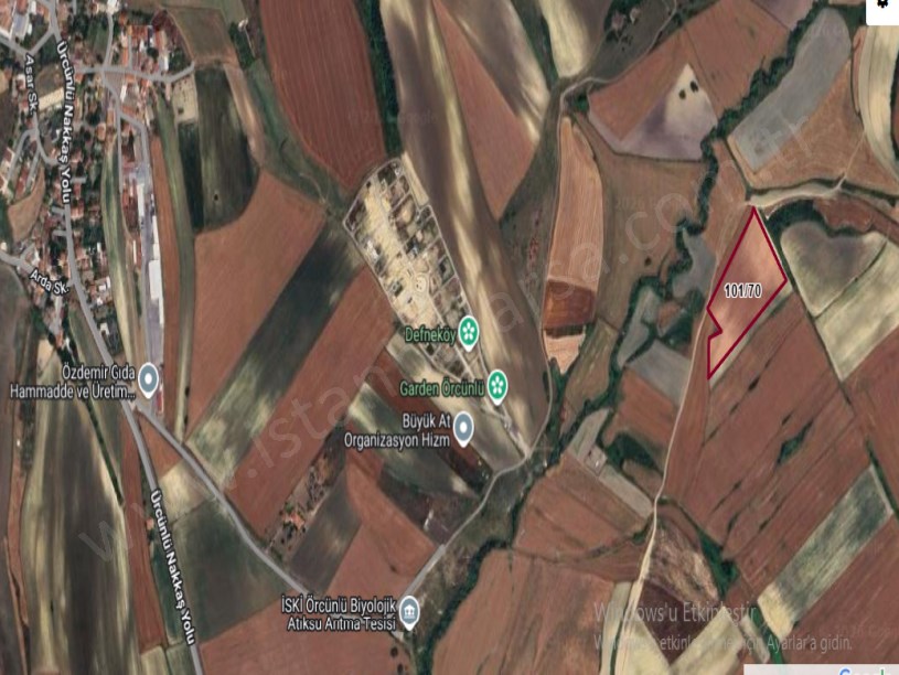 Çatalca Nakkaşta  Satılık Arsa , 2,426 M2 Yolu Var Evlerin Yakını 