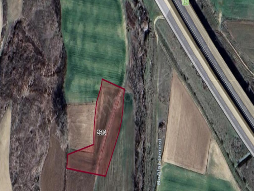 Kırklareli Lüleburgaz Tatarköy Köyünde Satılık Tarla , 4,400 M2 Müstakil Yolu Var 