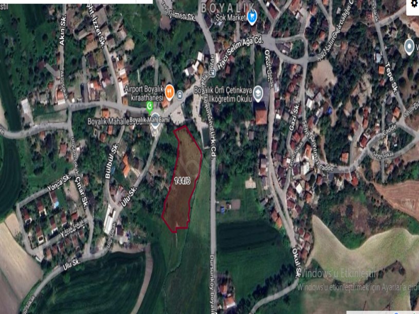  Arnavutköy Boyalıkta Satılık Arsa  , 786 M2 Merkezde Yolu Var İmarlı 